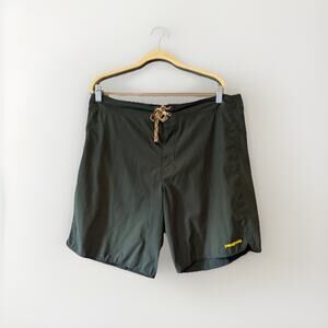 Patagonia Board Shorts SZ 36Wavefarer Athleticwear Athleisure‎ Quick Dry UPF 50+